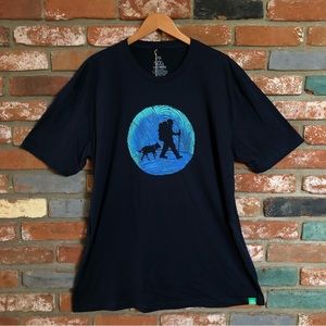 NWT Wild Tribute 4 The National Parks Mans Best Friend Hiker Dog T-shirt